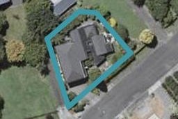 10 Edgewater Street, Waikanae