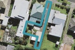 8C Aroha Avenue, Sandringham, Auckland