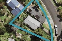 2/33 Deuxberry Avenue, Northcote, Auckland