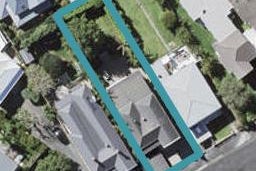 16 Grove Road, Narrow Neck, Auckland