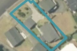 210 The Drive, Whangamata