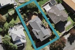 11 Lagoon Way, West Harbour, Auckland