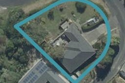 2 Hellyer Street, Macandrew Bay, Dunedin