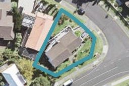 1 Emlyn Place, Torbay, Auckland