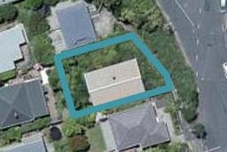 11 Woburn Road, Northland, Wellington