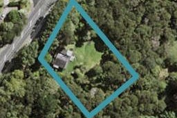 1/298 Titirangi Road, Titirangi, Auckland