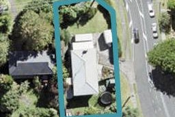 70 County Road, Torbay, Auckland