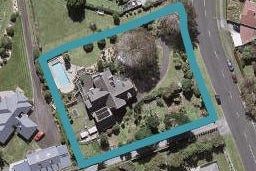 8 Veale Road, Frankleigh Park, New Plymouth