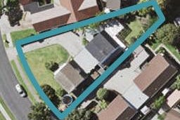 2/19 Galloway Crescent, Farm Cove, Auckland