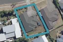 35 Saint James Drive, Huntington, Hamilton