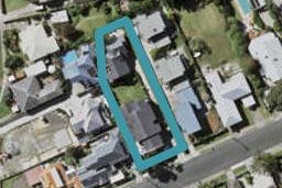 2/2 Norwood Road, Bayswater, Auckland