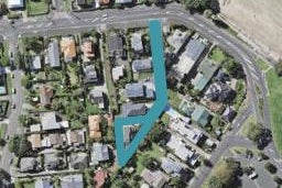 11B Old Lake Road, Narrow Neck, Auckland