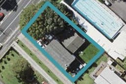 2/36 Shakespeare Road, Milford, Auckland