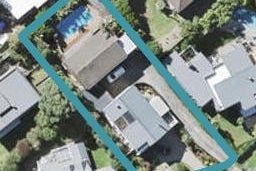 2/12 Brighton Terrace, Murrays Bay, Auckland