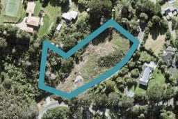 8 Hobbs Road, Matakatia, Whangaparāoa