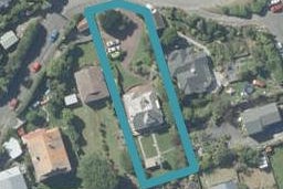 18 Adderley Terrace, Ravensbourne, Dunedin