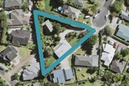 11 Earl Road, Titirangi, Auckland