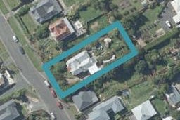32 Walter Street, The Glen, Dunedin