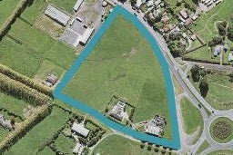 212 State 16 Highway, WHENUAPAI, AUCKLAND