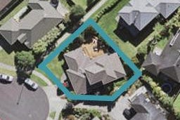 16 Henry Partington Place, Greenhithe, Auckland