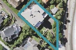 142 Beach Road, Castor Bay, Auckland