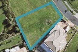 8 Boeing Place, Goodwood Heights, Auckland