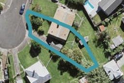 8 Kettle Street, Point Chevalier, Auckland