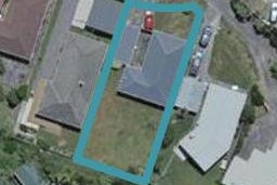 27 Cotswold Crescent, Newlands, Wellington