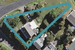 2 Park Road, Surfdale, Waiheke Island