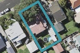 27 Roberts Avenue, Bayswater, Auckland