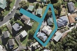 2/20 Glen Vista Place, Bayview, Auckland