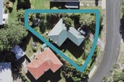 16 Trojan Crescent, New Lynn, Auckland