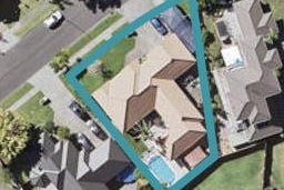 6 Artesia Close, Shamrock Park, Auckland