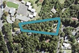 22 Sylvan Valley Avenue, Titirangi, Auckland