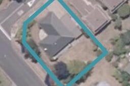 8 Reeves Road, Acacia Bay, Taupo