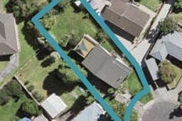 16 Lendic Avenue, Henderson, Auckland