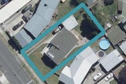 54 Deanwell Avenue, Deanwell, Hamilton