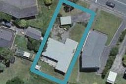 51 Stewart Drive, Newlands, Wellington