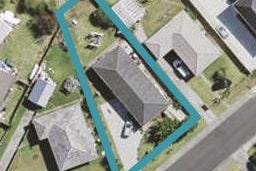 31 Coburg Street, Henderson, Auckland