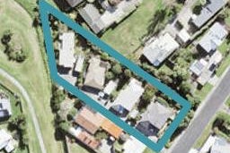 8D Langton Road, Stanmore Bay, Whangaparaoa