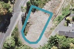 8B South Lynn Road, Titirangi, Auckland