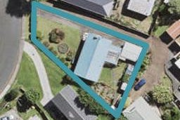 12 Coburg Street, Henderson, Auckland