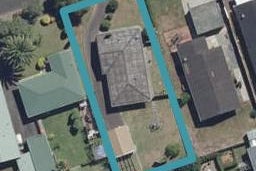 16 Clements Crescent, Queenwood, Hamilton