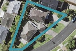 1/24 PENNING ROAD, Castor Bay, Auckland