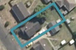 8 Kittyhawk Row, Bulls