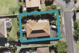 12 Milwaukee Place, Glendene, Auckland