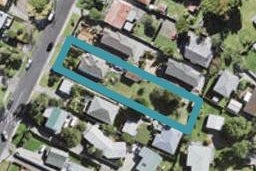 32 Stottholm Road, Titirangi, Auckland