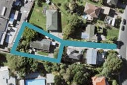 1/77 Alexander Street, Cockle Bay, Auckland