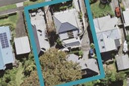 2/6 Vincent Road, Northcote Point, Auckland