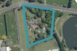 434 Crane Road, Kamo